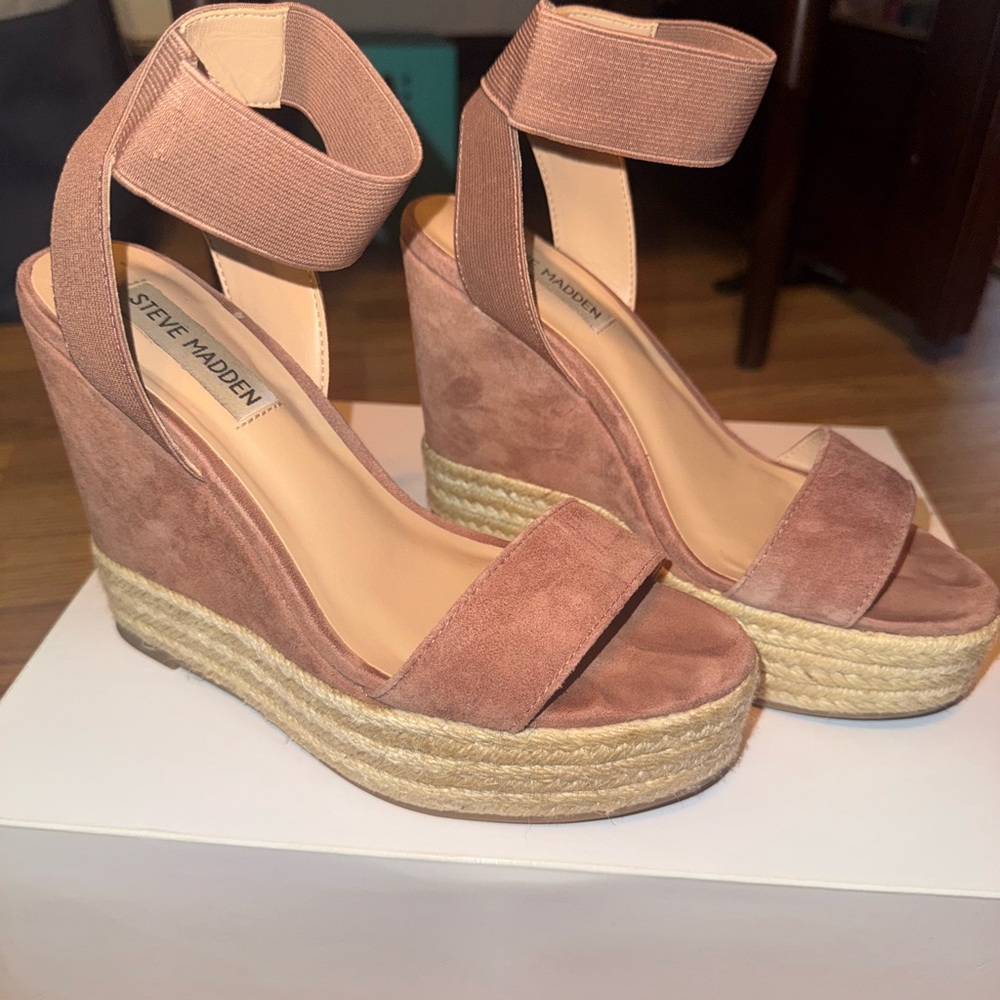 Steve Madden Women's Pink Wedge Sandals